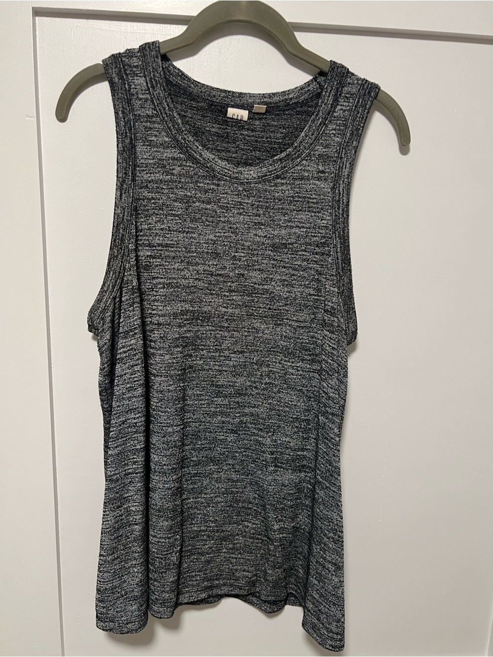 GAP Gray Marled Scoop Neck Tank Top